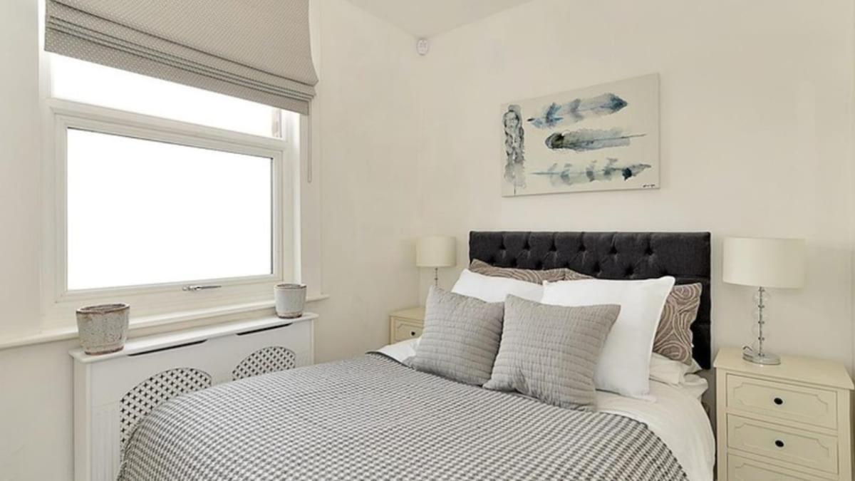 Elegant & Spacious 3 Bed Leilighet London