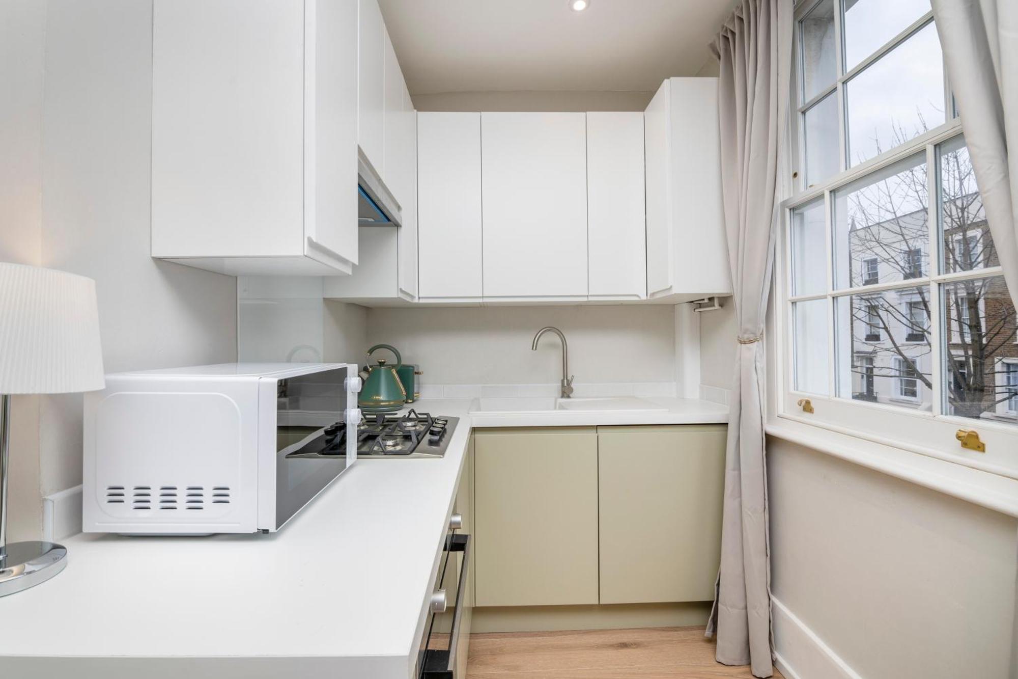 Lovely Ground Floor 1bdr Flat, Notting Hill Apartment