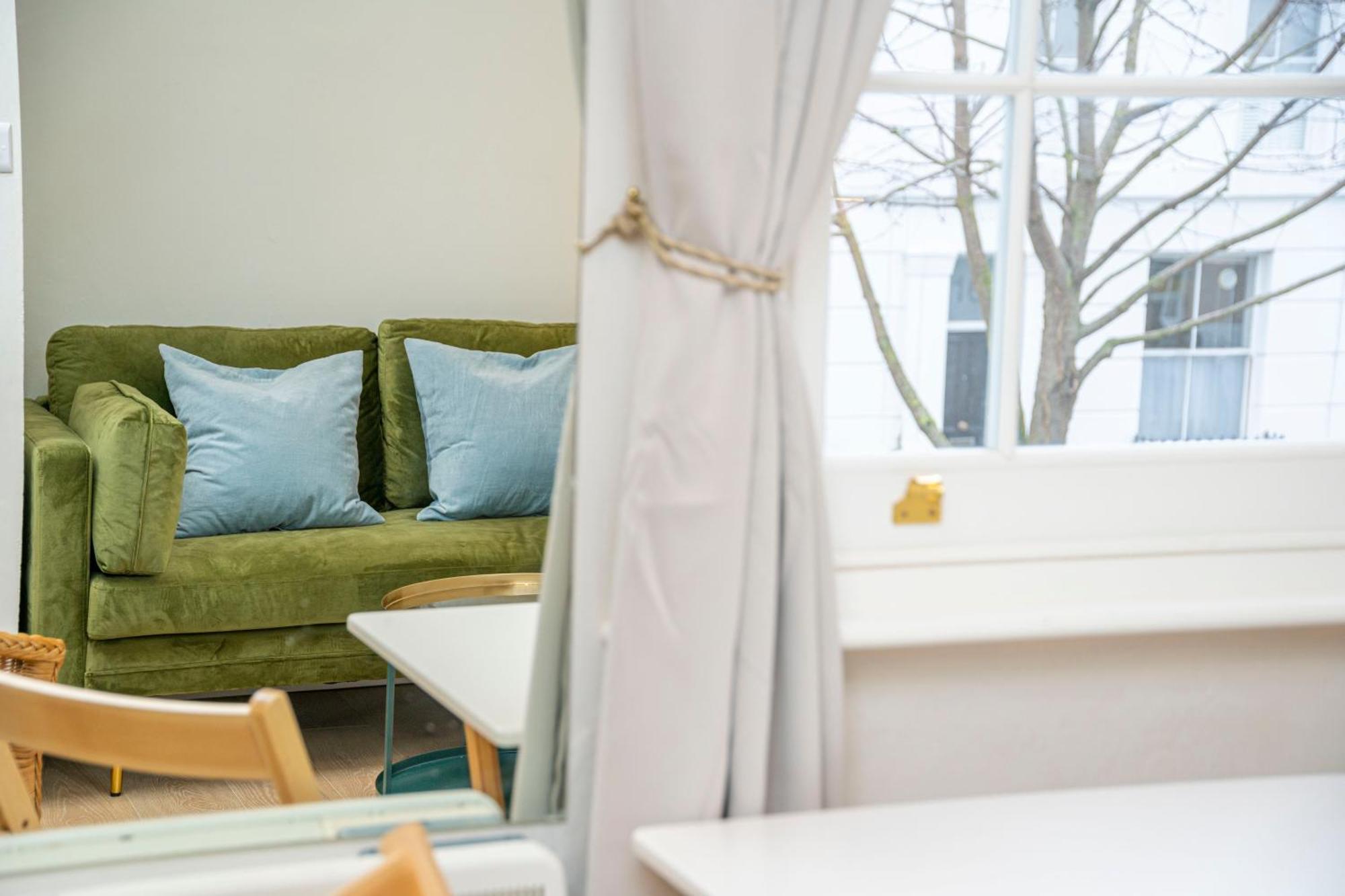 Lovely Ground Floor 1bdr Flat, Notting Hill *