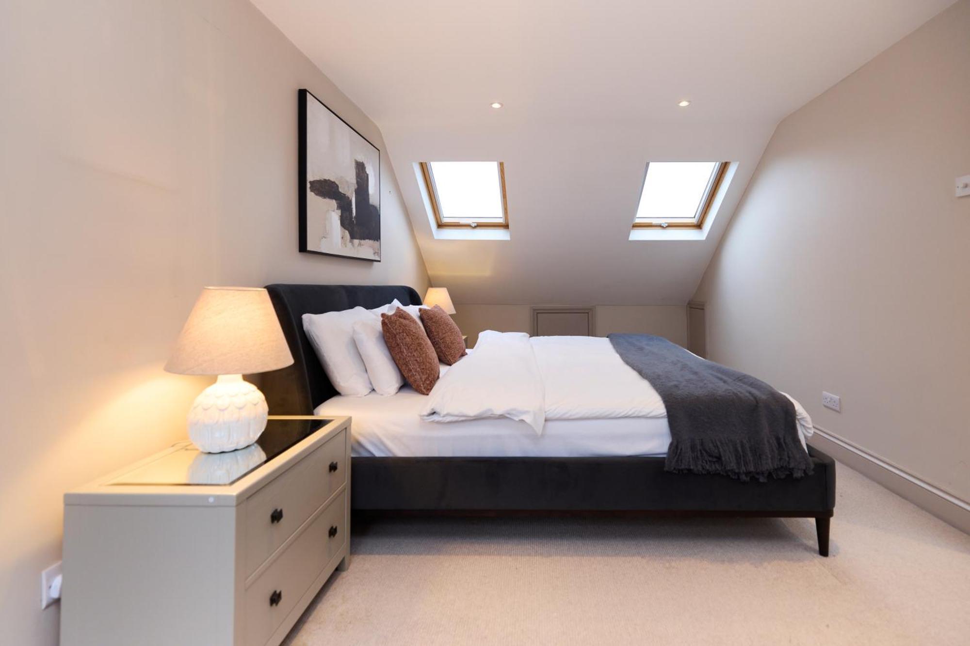 The Harlesden Haven - Stunning 4bdr With Garden Apartment *