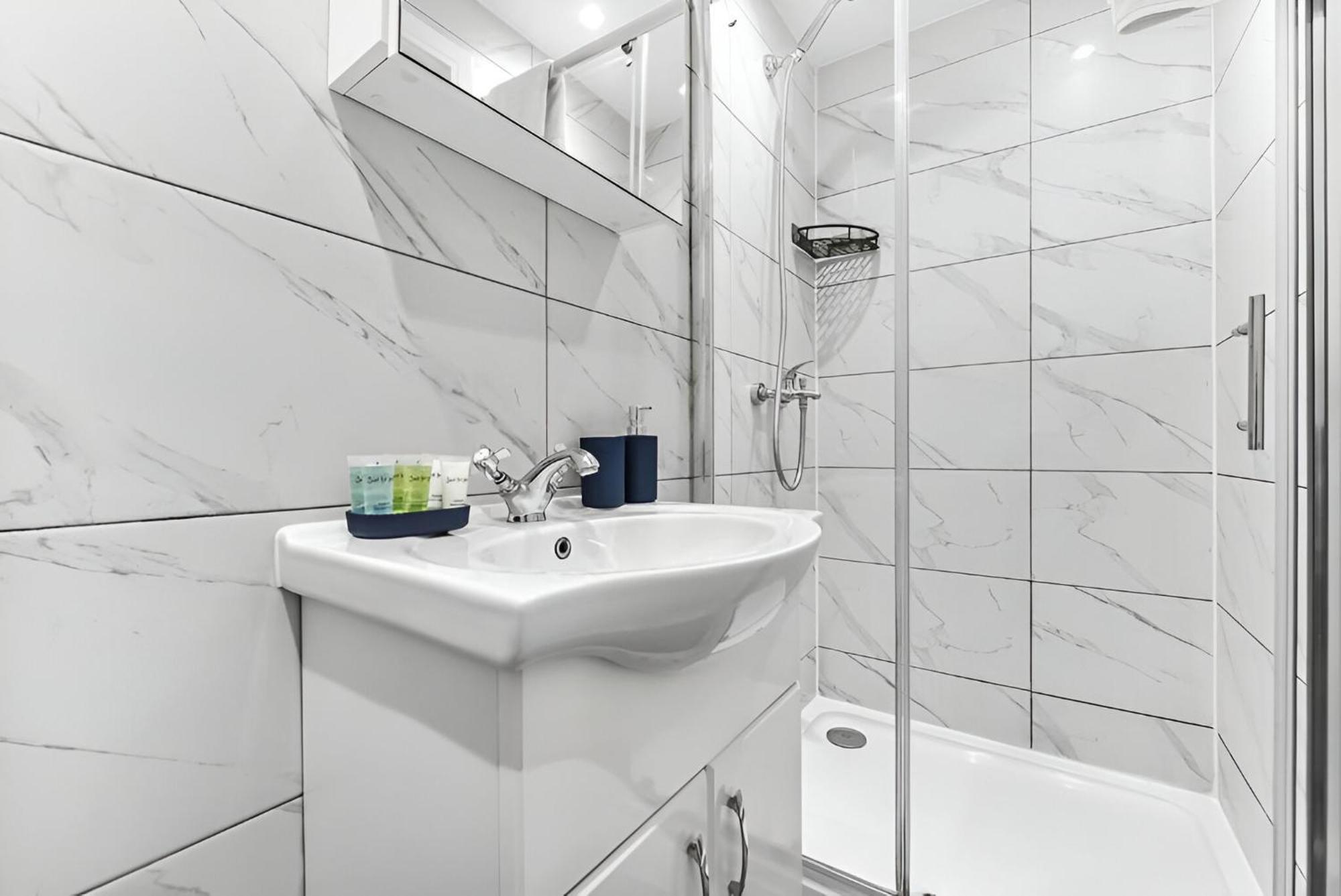 Delightful & Cozy 1-bedroom Hideaway Apartment