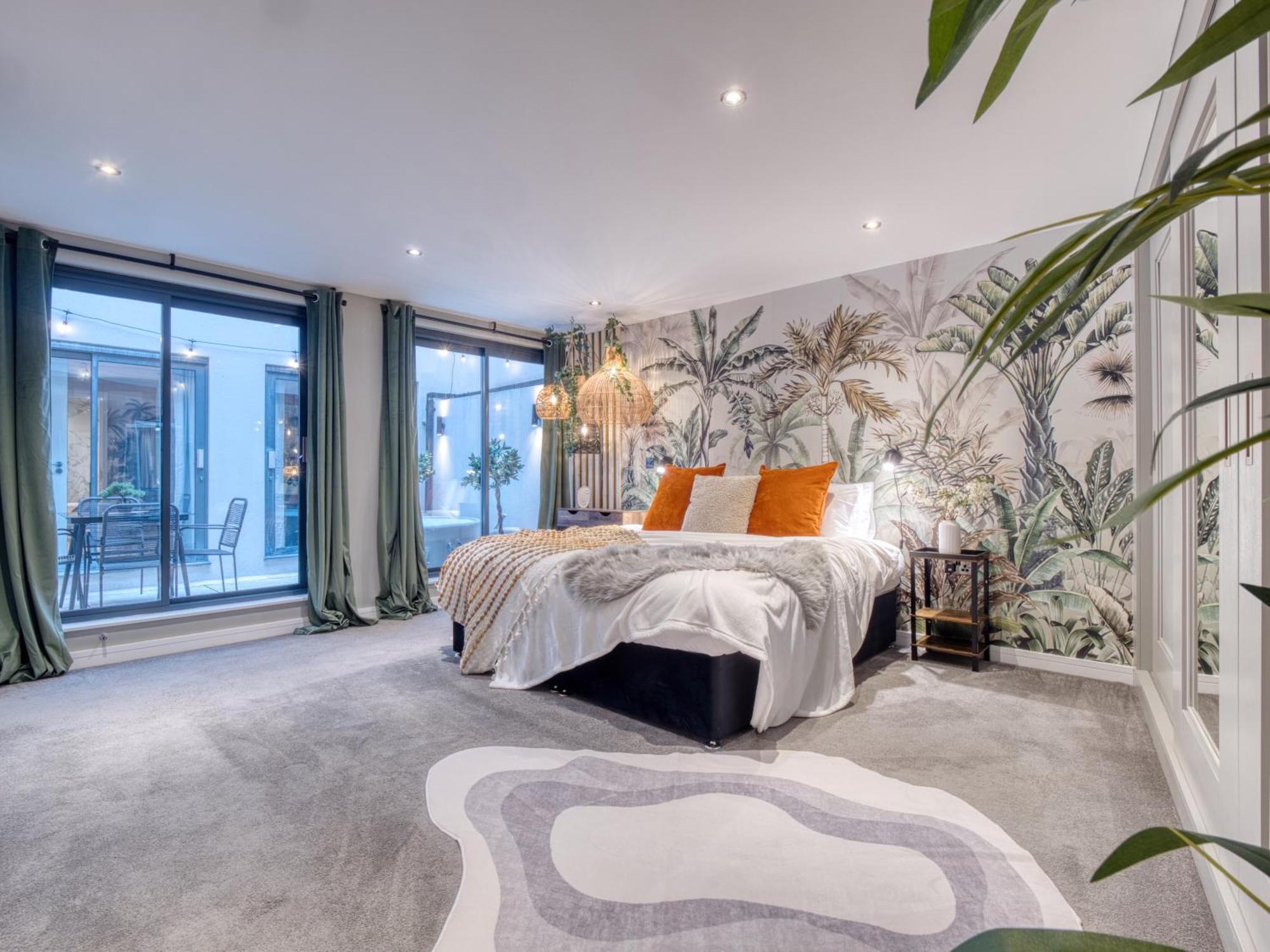 Borough Market - Hot Tub, Gaming & Cinema Apartment London