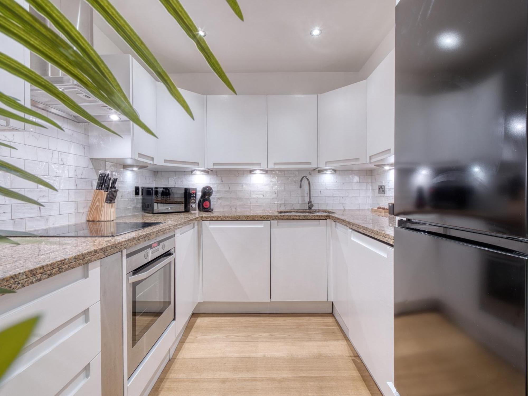 Borough Market - Hot Tub, Gaming & Cinema * London