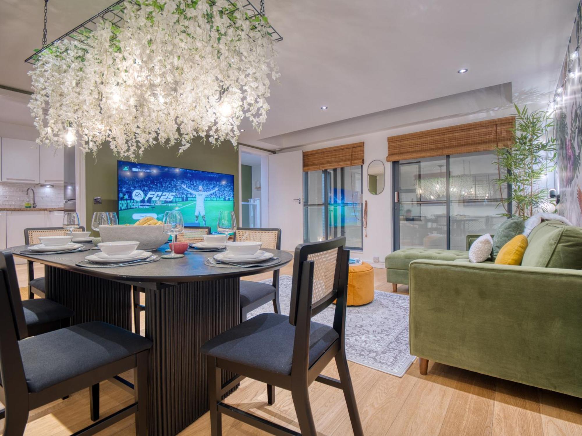 Borough Market - Hot Tub, Gaming & Cinema Apartment London