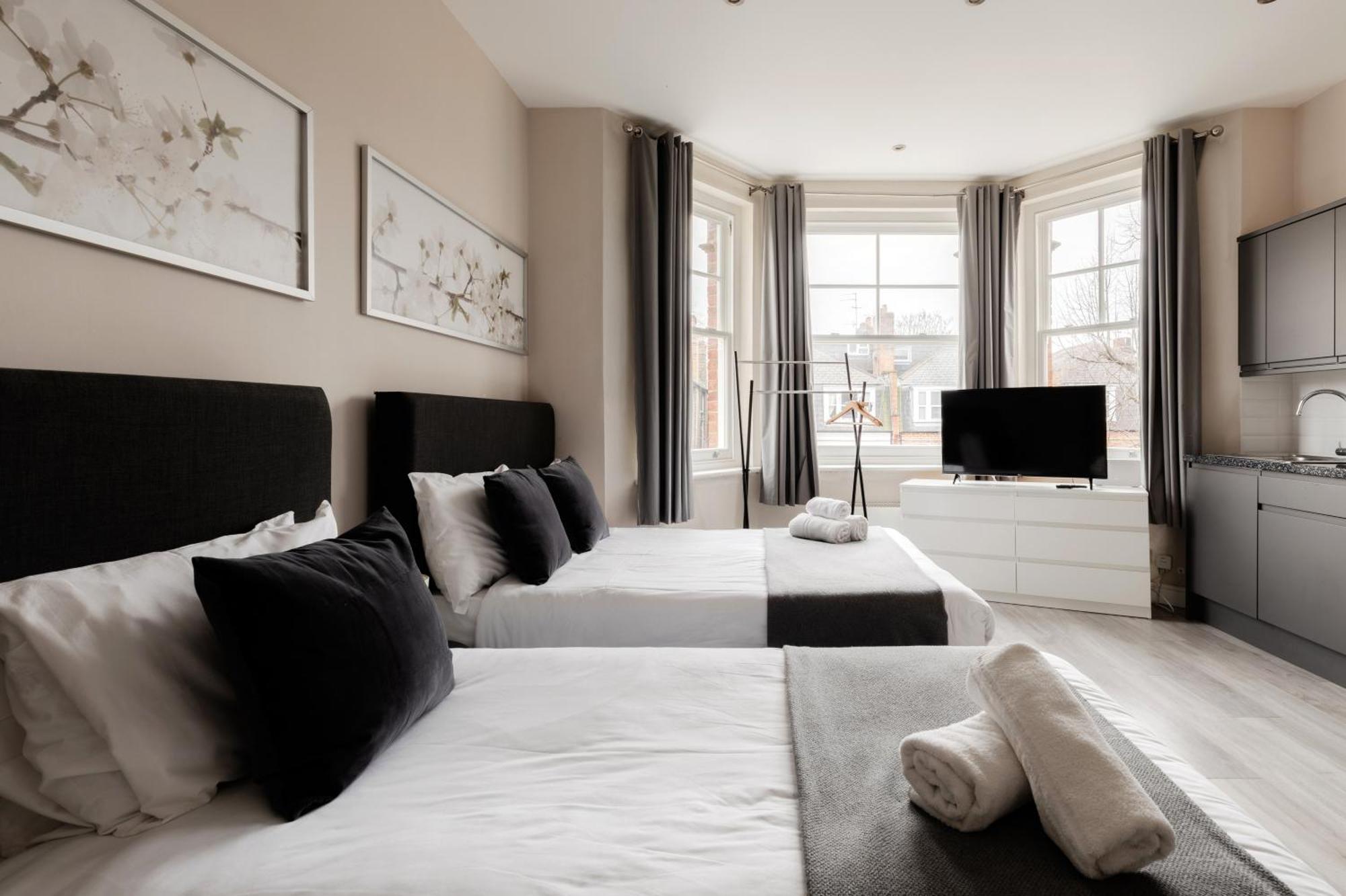 Fairhazel Gardens Apartment