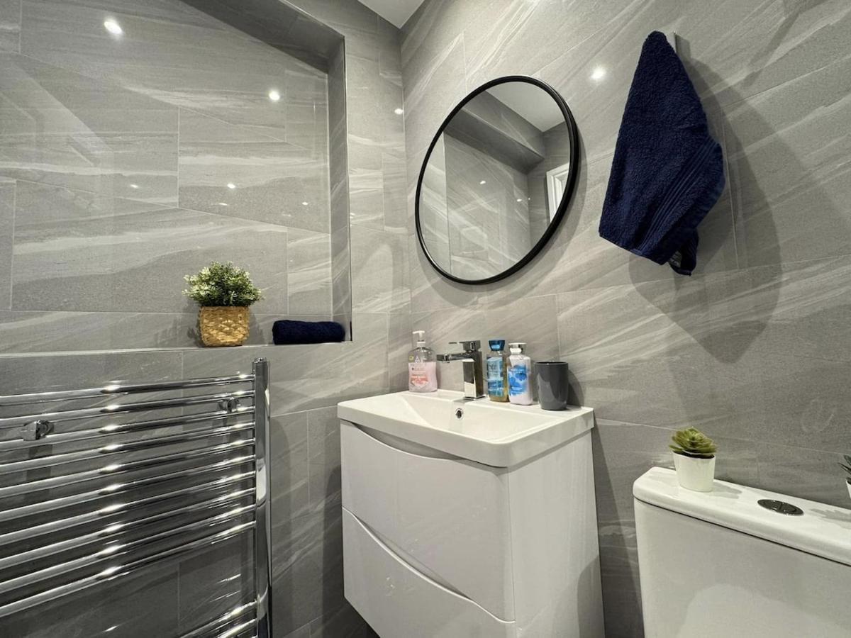 Modern 3 Bed Near Excel-big Ben Holiday home London