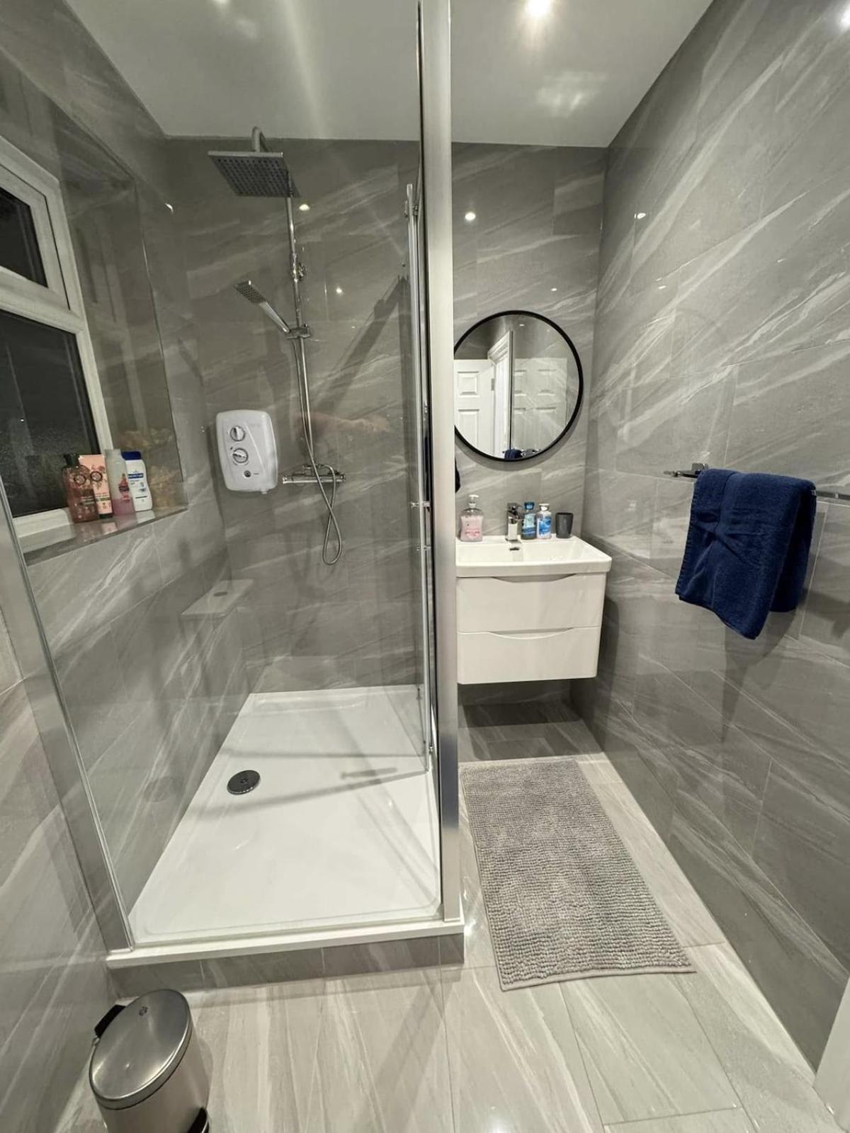 Modern 3 Bed Near Excel-big Ben Holiday home London
