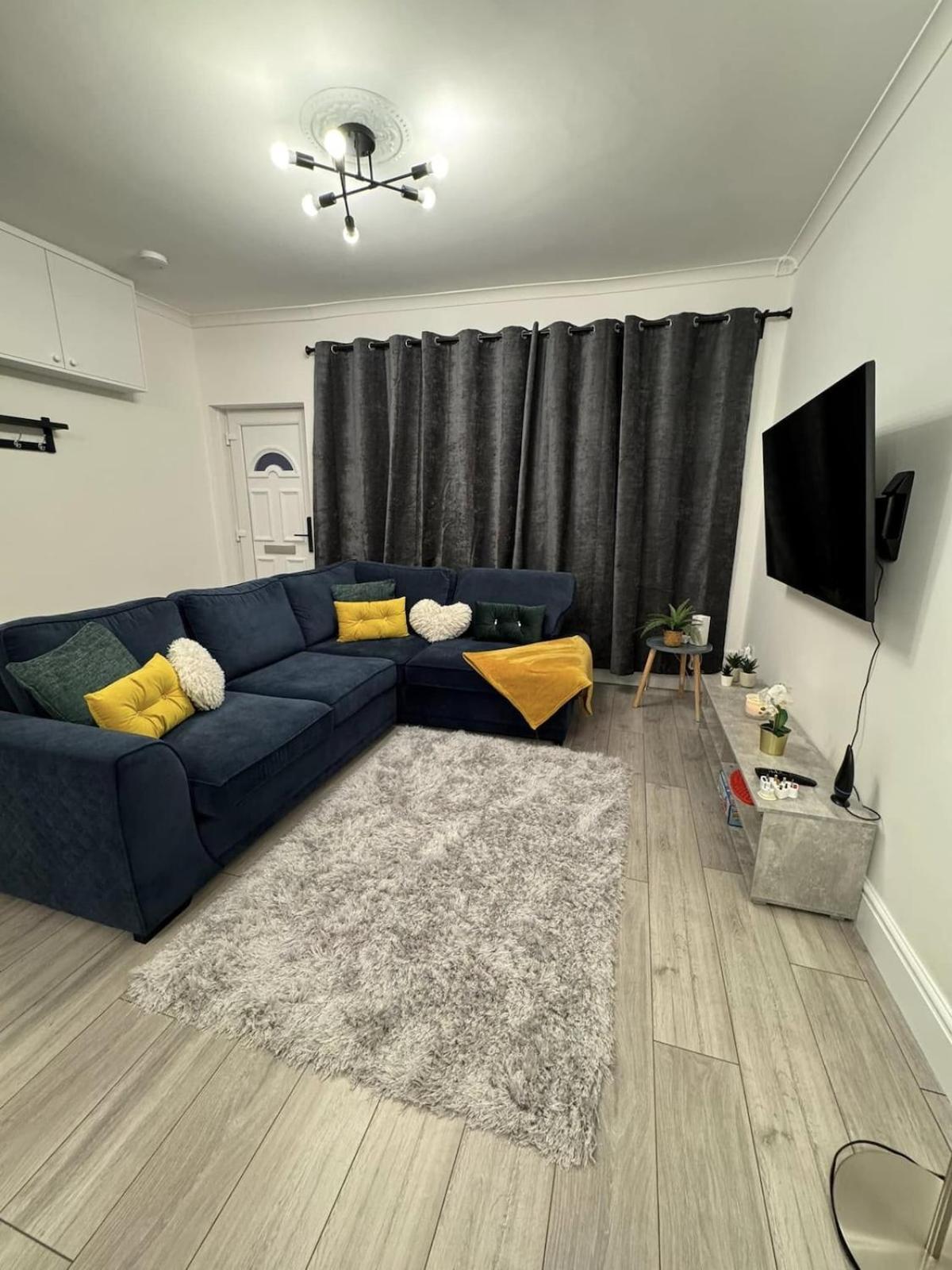 Modern 3 Bed Near Excel-big Ben * London