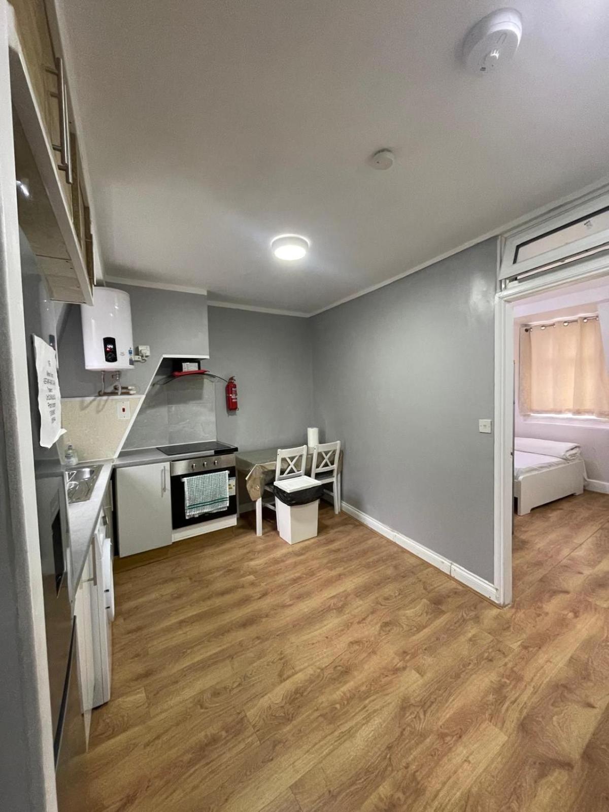 Apartment E1 -flats London