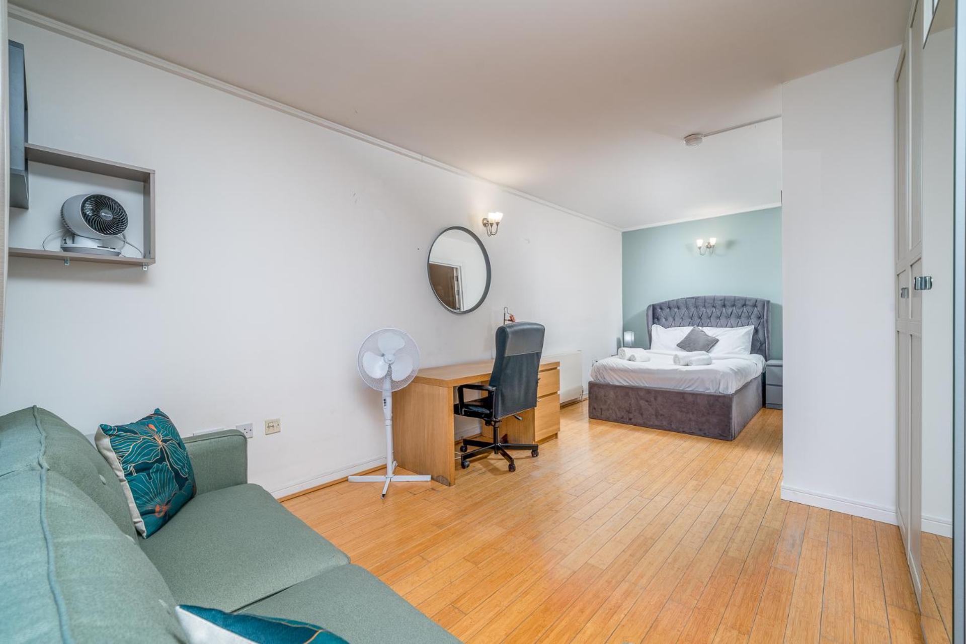 Appartement Lovely 3bd Flat, Parking, Sleeps Six Close To O2 Londen