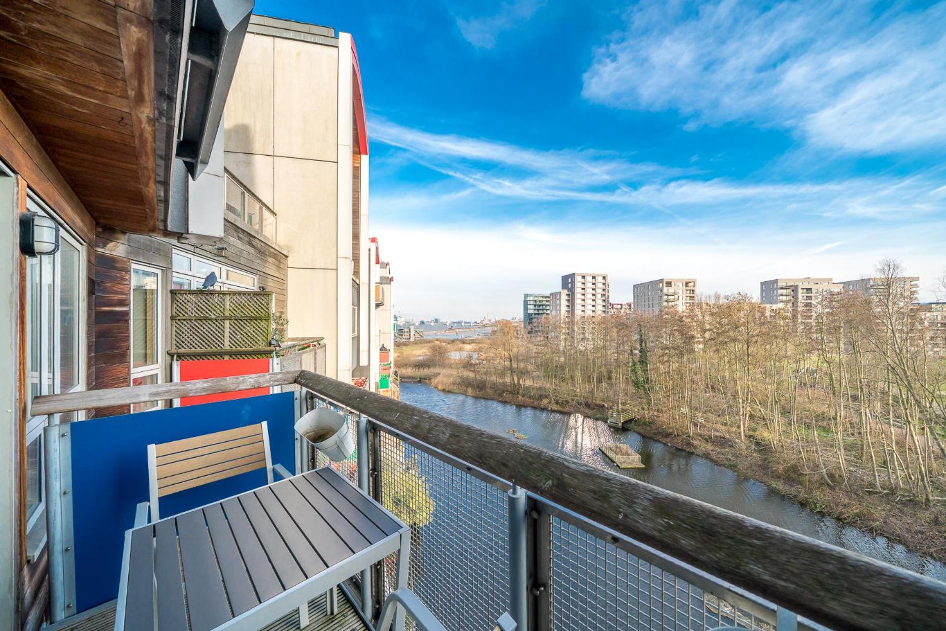 Appartement Lovely 3bd Flat, Parking, Sleeps Six Close To O2 *