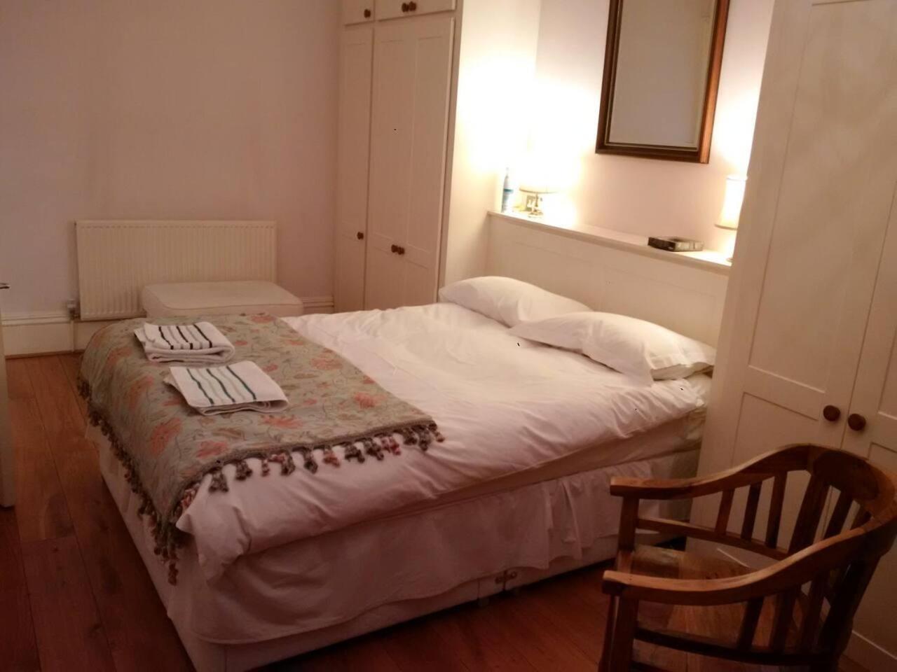 Beautiful 1-bed In Kensington Apartment London