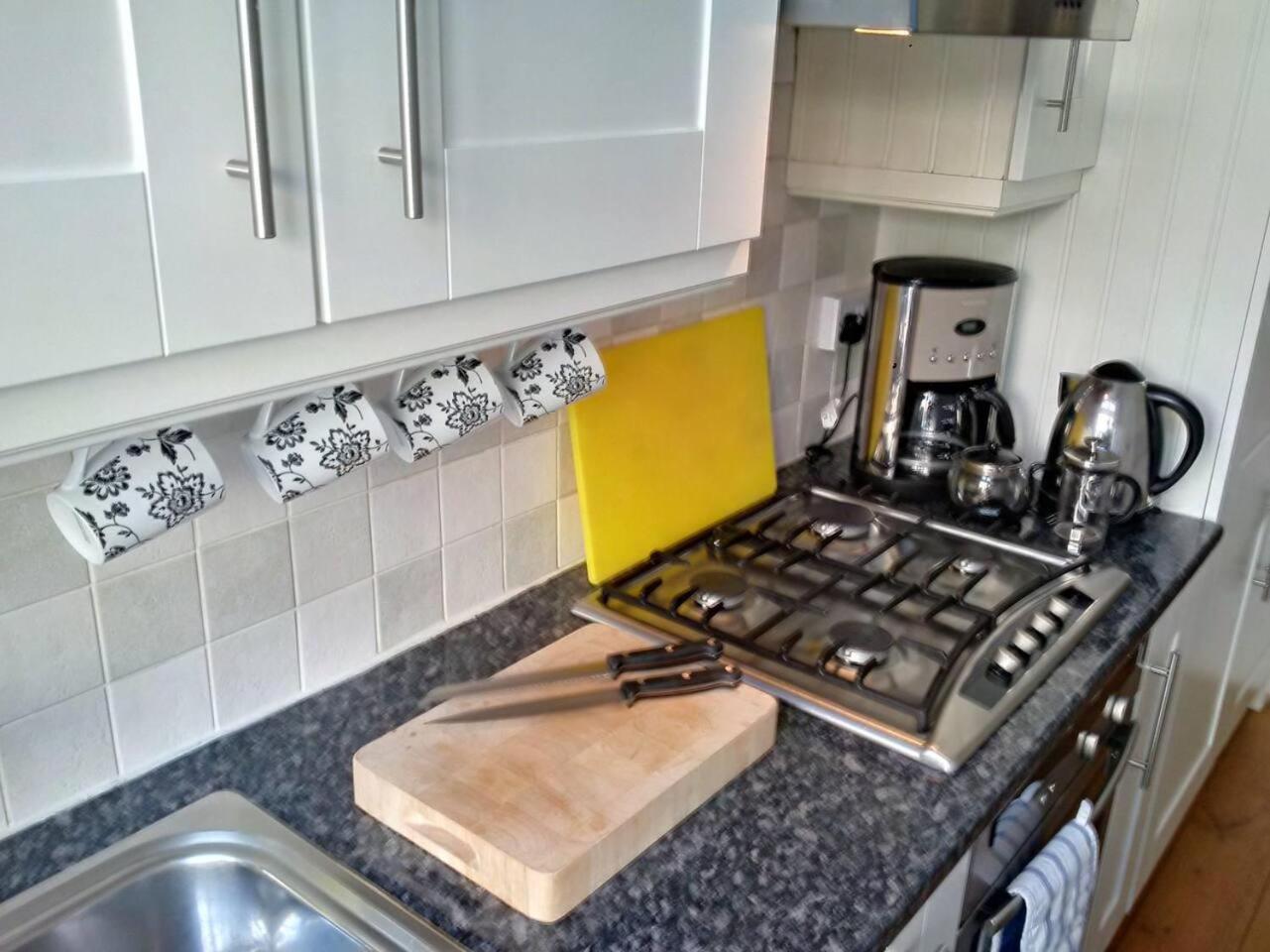 Beautiful 1-bed In Kensington Apartment London