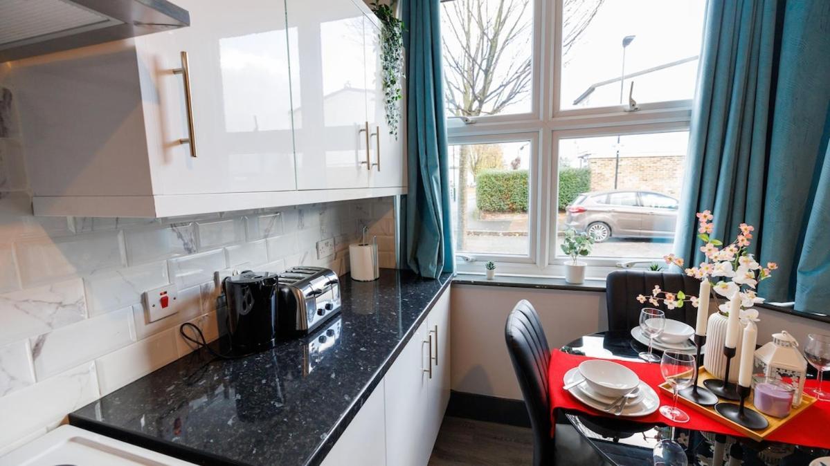 Corner Fly Homes London