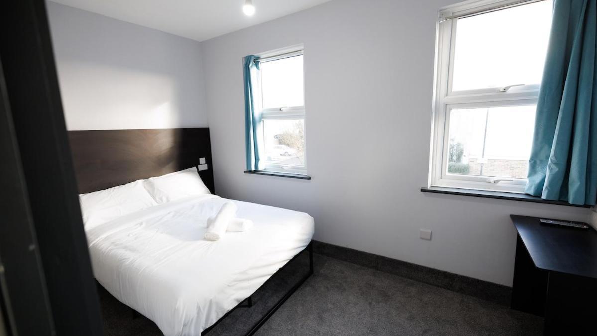 Corner Fly Homes Holiday home