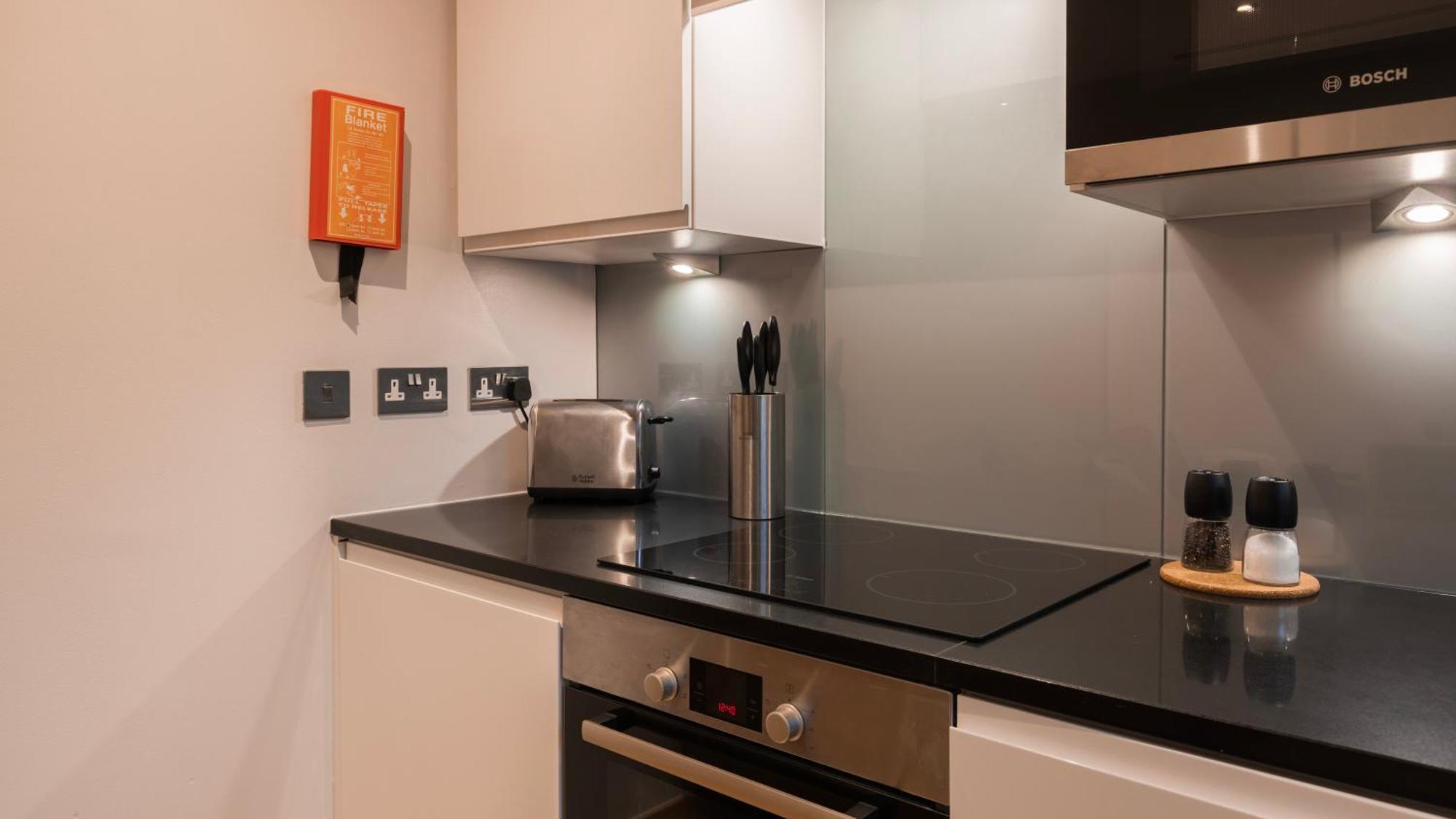Barbican Serviced By Lovelystay