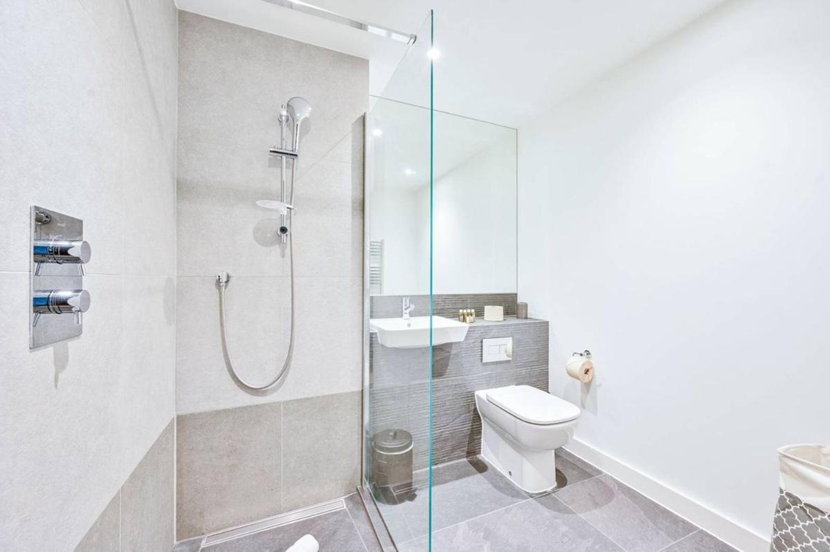 Apartment Sky Near O2, Olympic Stadium Canary Wharf *