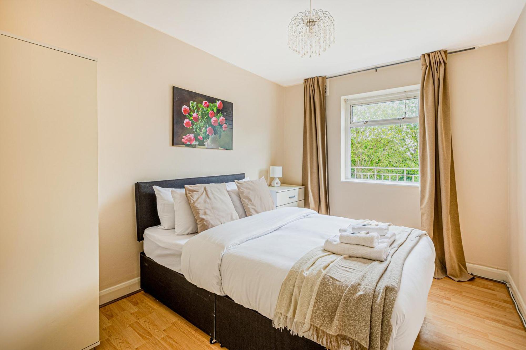 Charming 2br With Communal Garden In Acton London