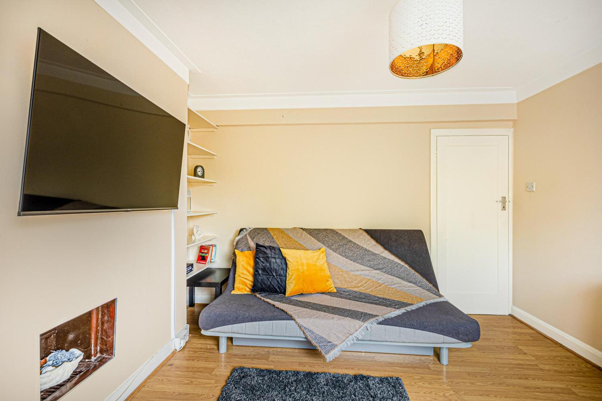 Charming 2br With Communal Garden In Acton Apartment London