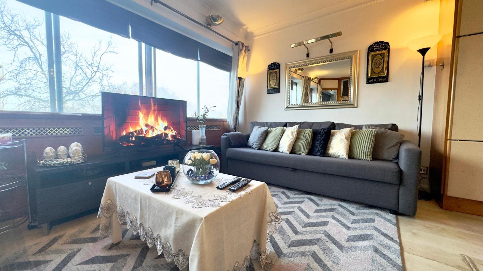 62 Regents Park By Aljoori Apartment *