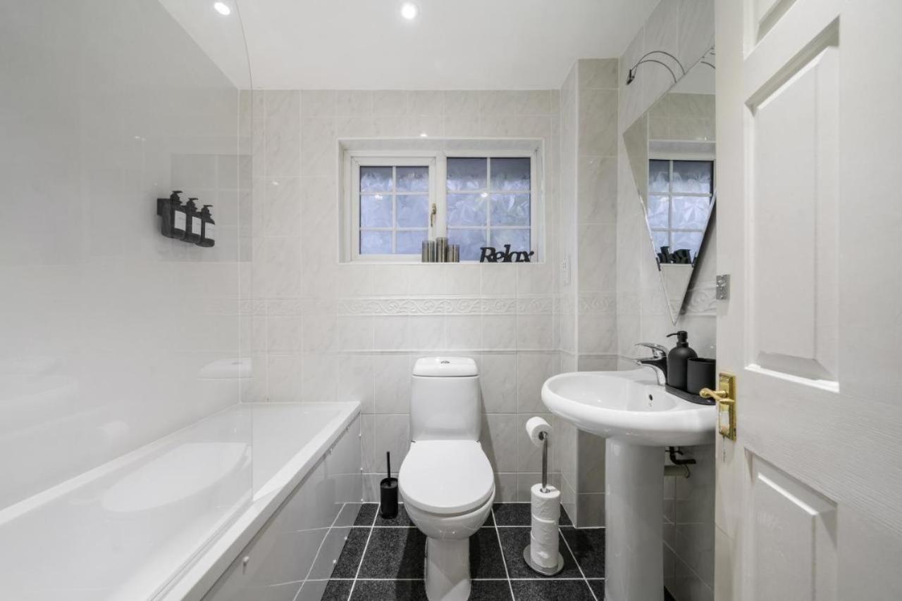 Three Bedroom House Near London Bridge Holiday home London