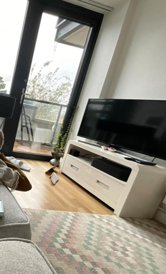 W12 One Bedroom * London