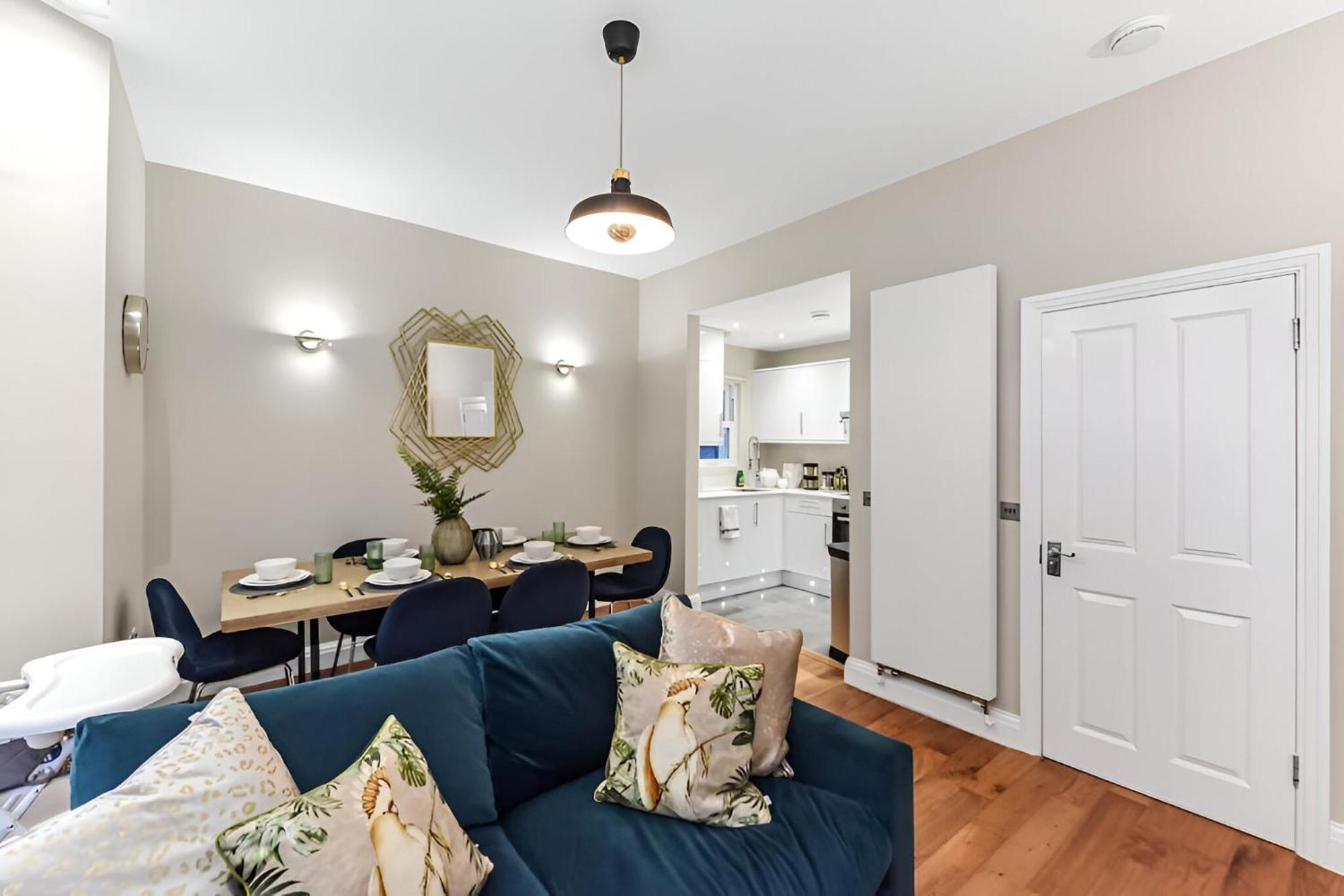 Warm & Cozy 2-bed Flat-perfect For Groups! Apartment