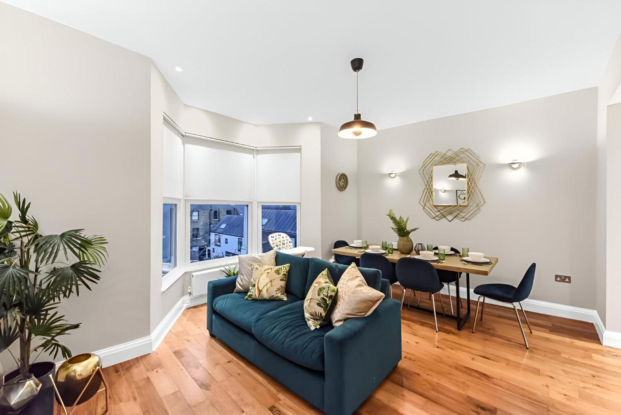 Apartment Warm & Cozy 2-bed Flat-perfect For Groups! *