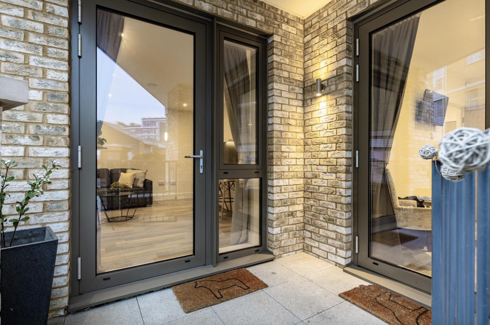 Modern New-built 1 Bedroom In Heart Of Ldn