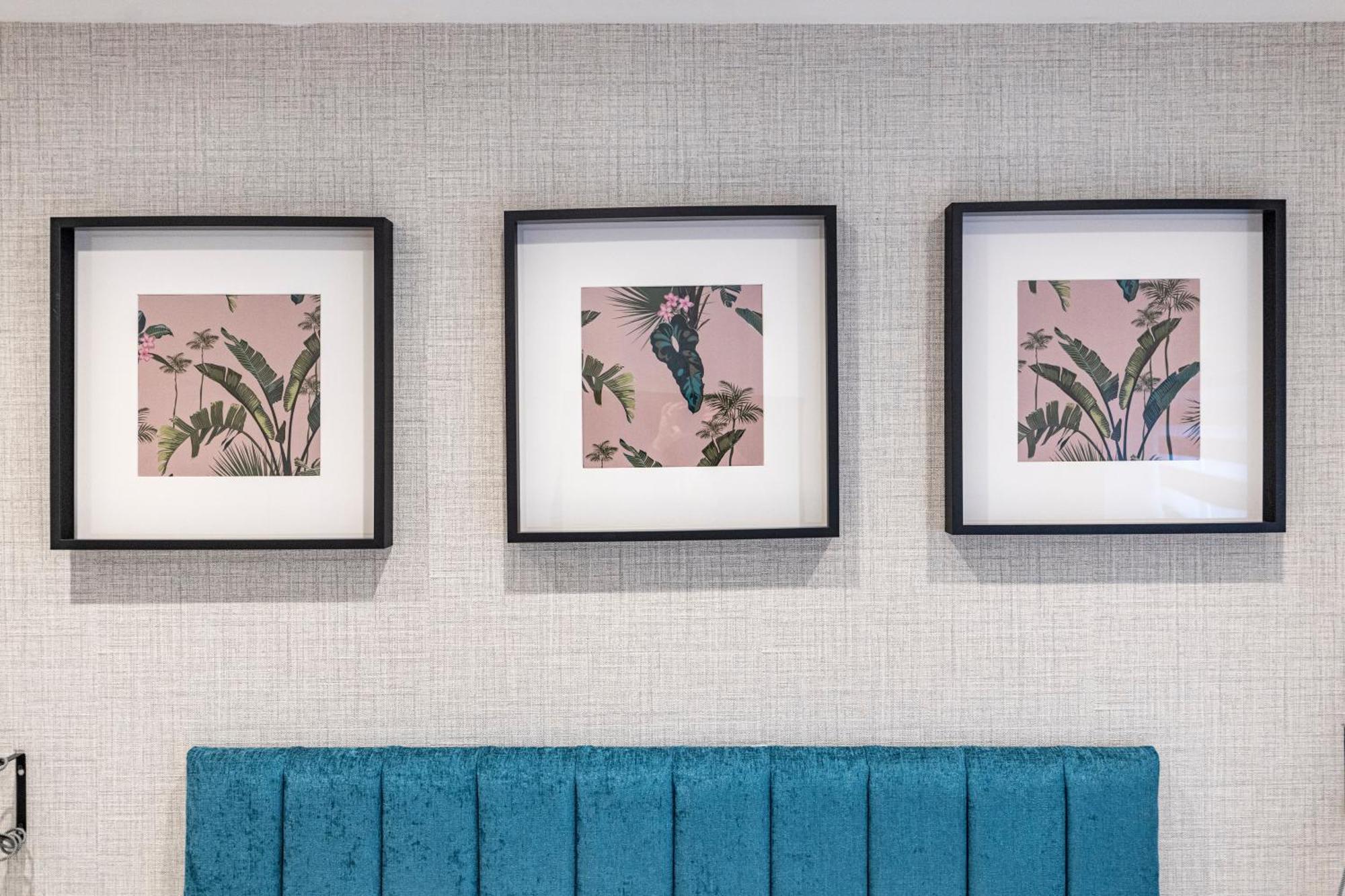 Minimalist Bliss With Refreshing Ambiance London