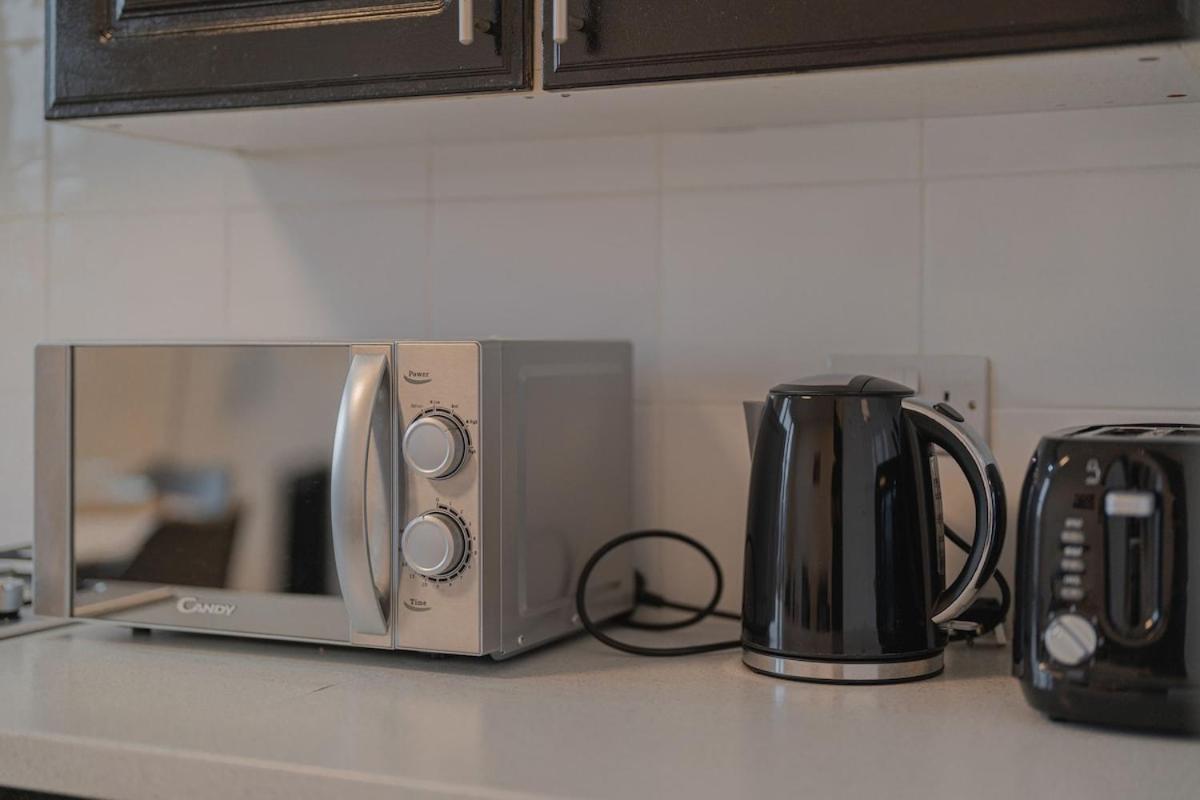 Apartment Comfy 1 Bed Flat In Sleeps 3