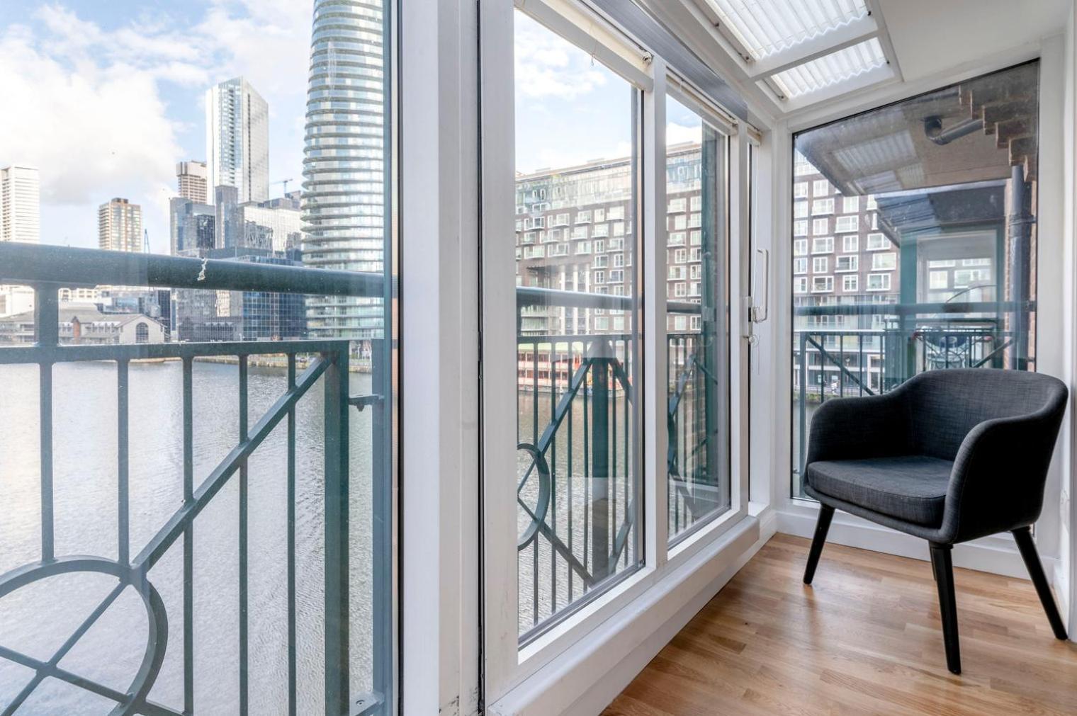 Blueground Canary Wharf Nr Offices Food Bars Lon-487 London