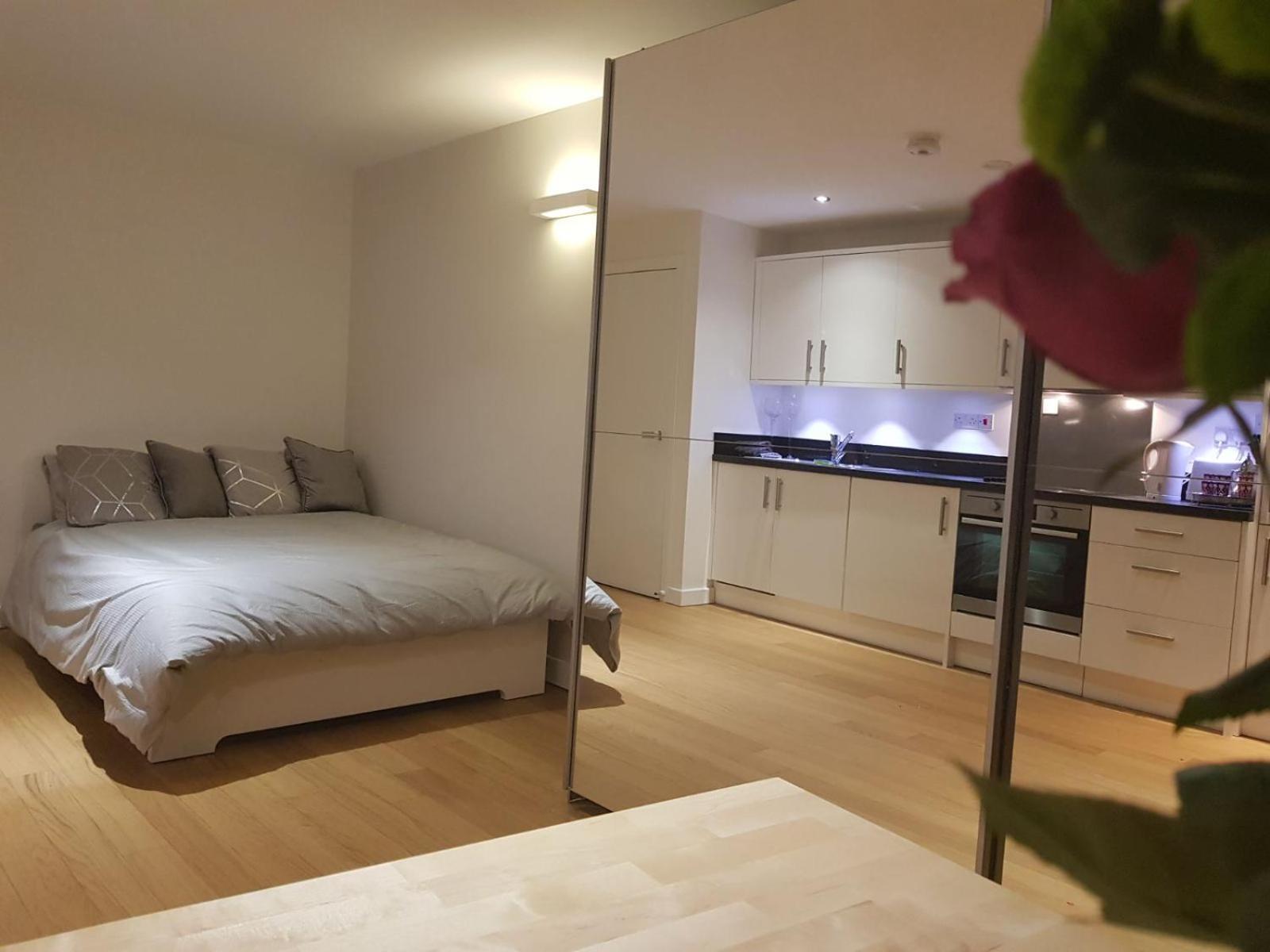Apartment Beautiful Located In West Kensington Fulham Chelsea London