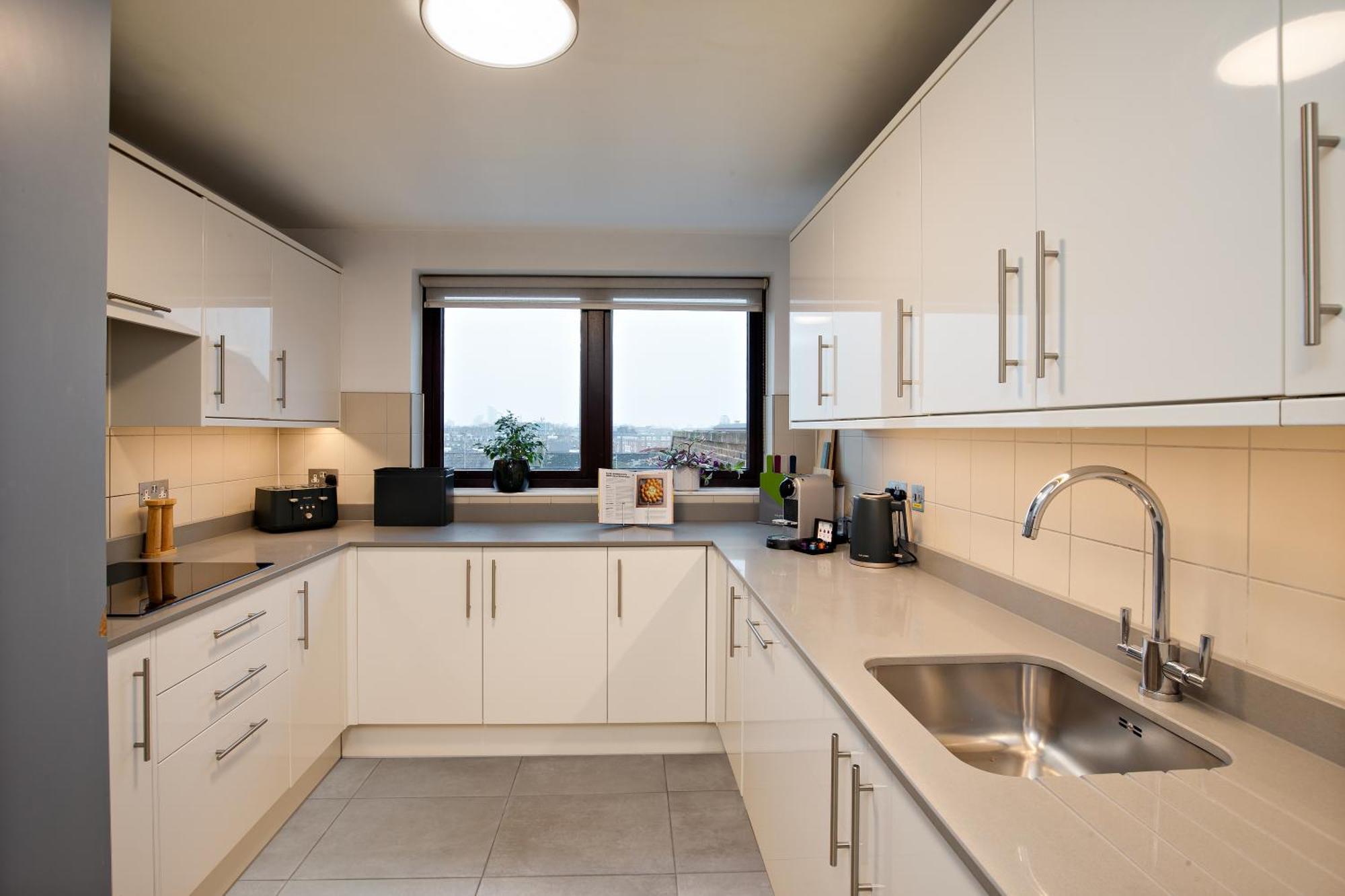 Monarch House - Serviced - Kensington Londres