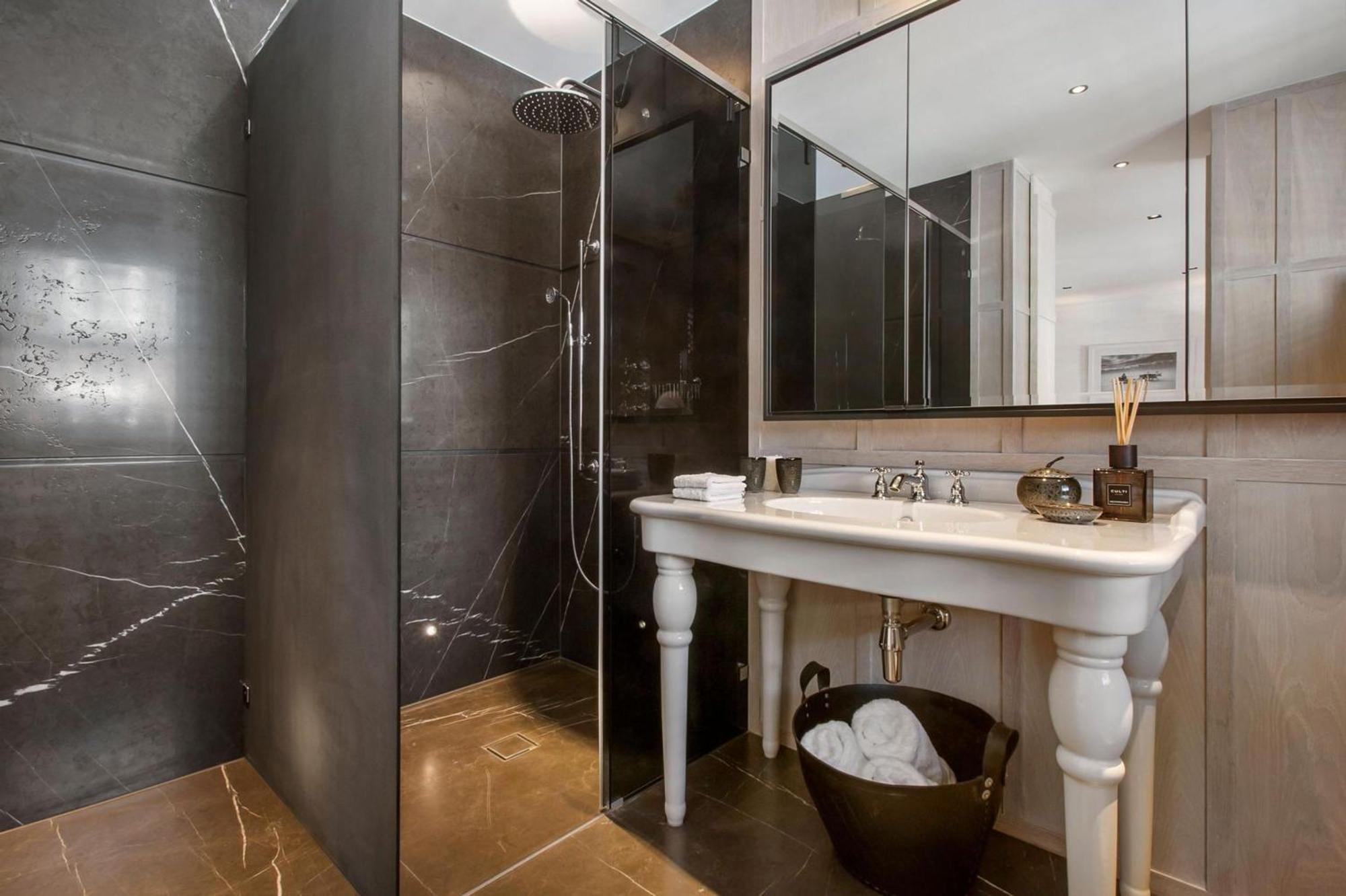 Holiday home Luxurious Mews House In Pavilion Road - 3 Bedroom *