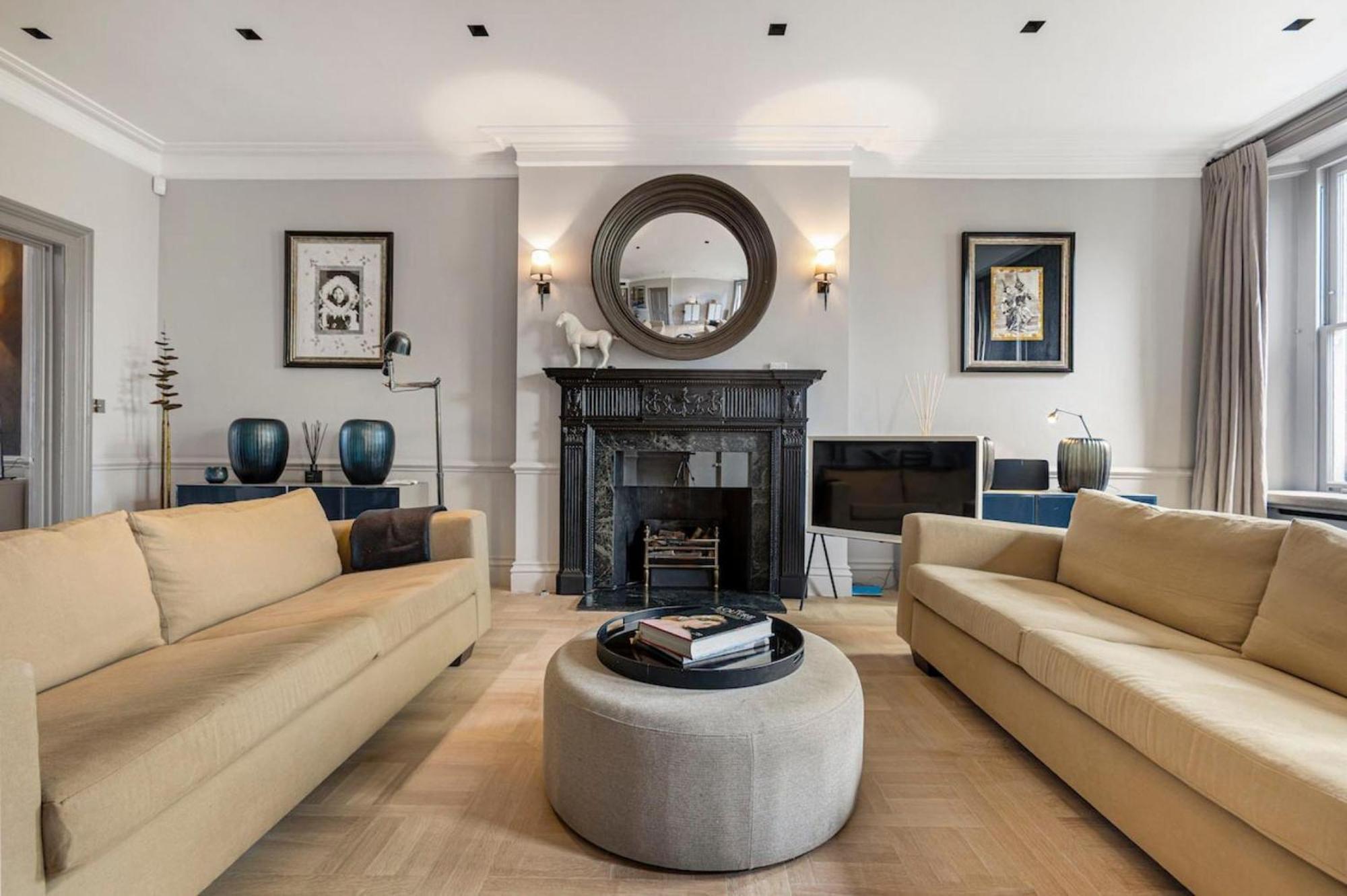Spacious 2 Bedroom In Cadogan Square