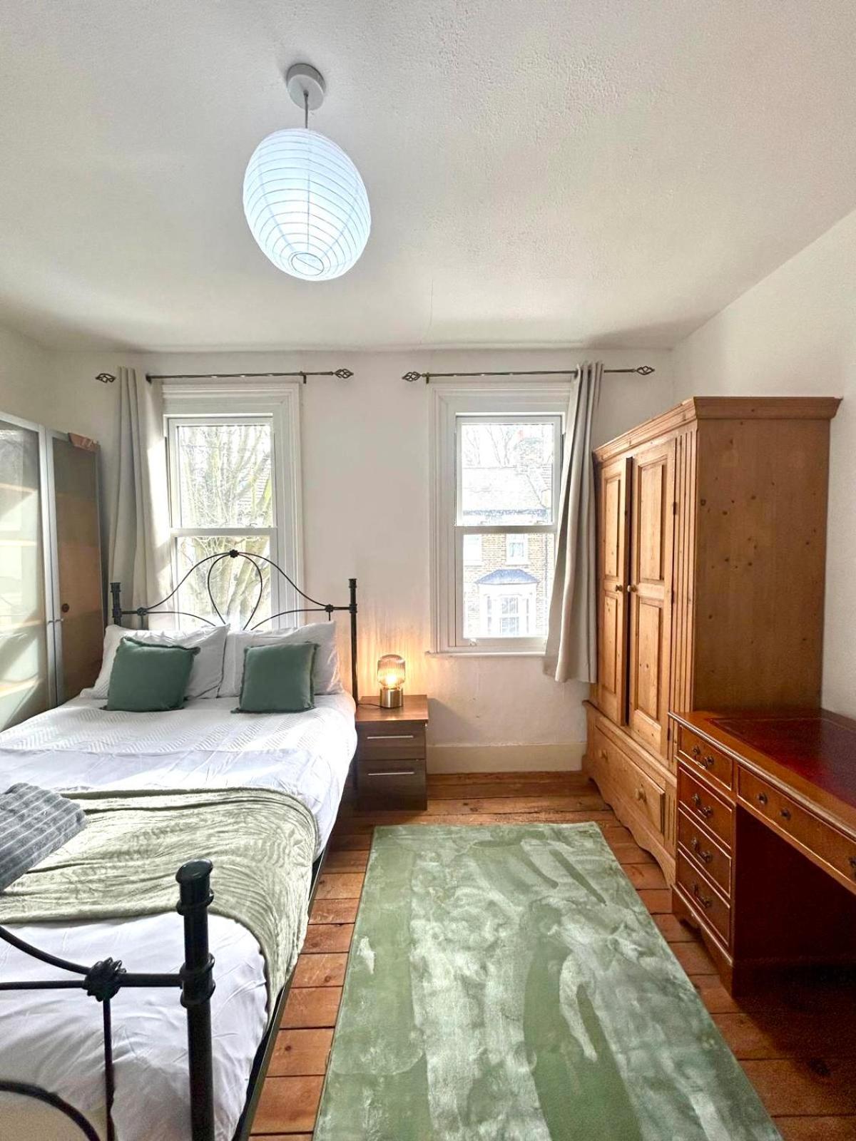 Stunning 2bedroom House With Backyard In Stratford Apartamento
