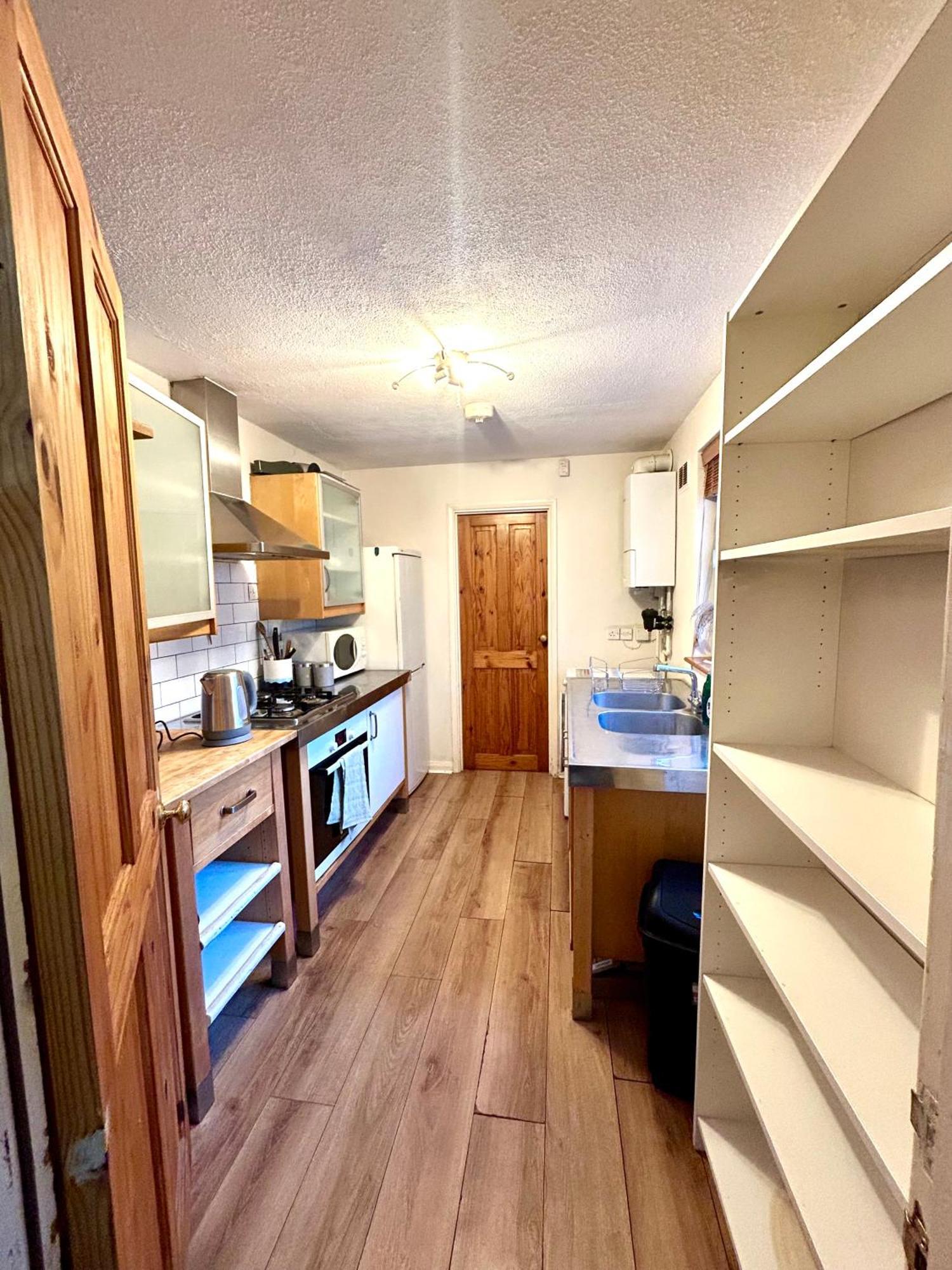 Stunning 2bedroom House With Backyard In Stratford * Londres