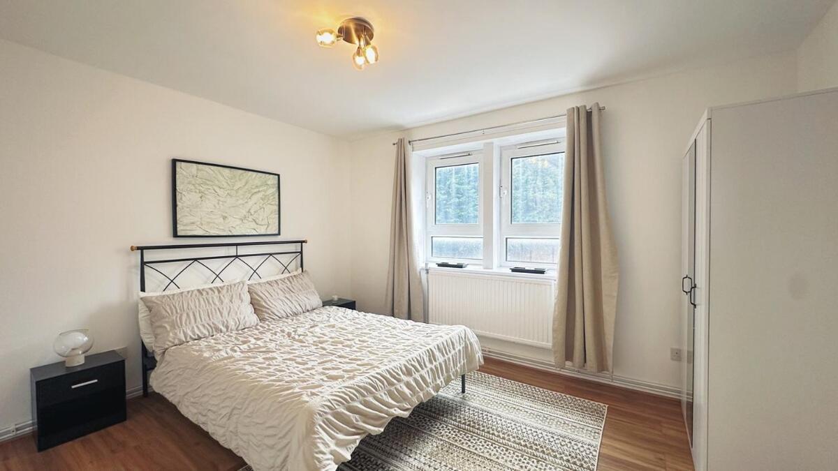 Apartment New Large 2 Bed Flat In