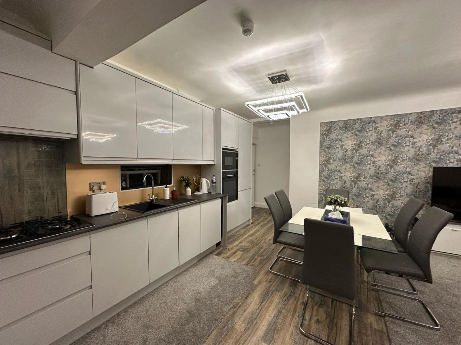 Apartment Kensington London