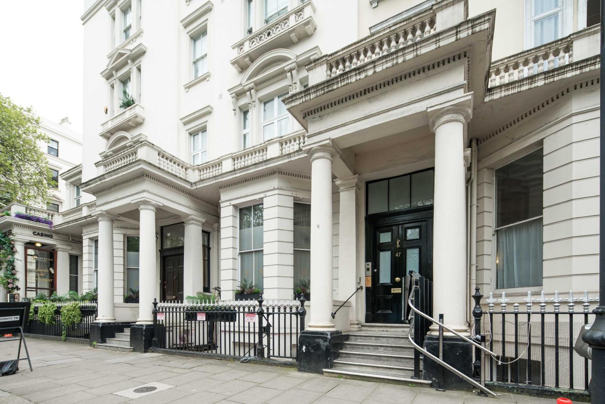 Kensington Muse Apartment London