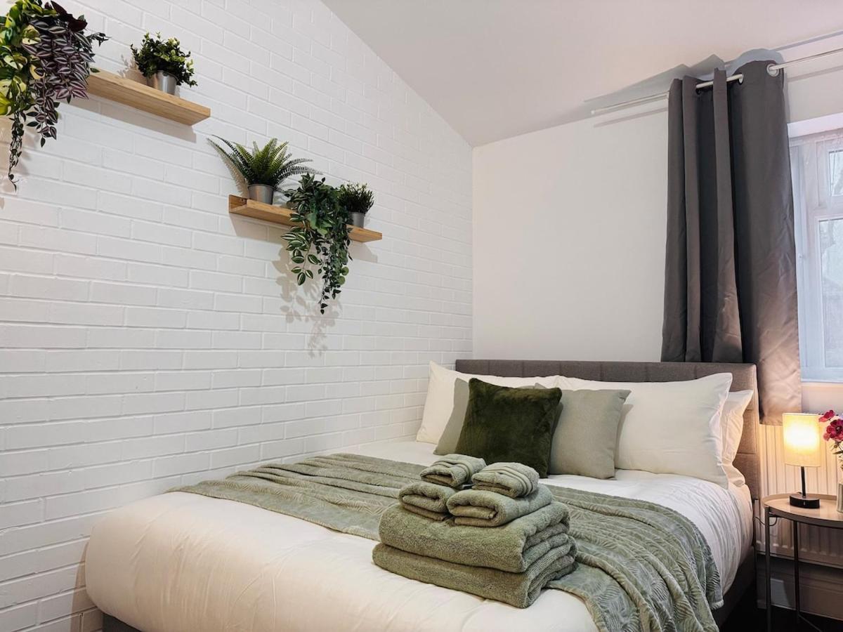 Family Retreat 30min To Apartment *