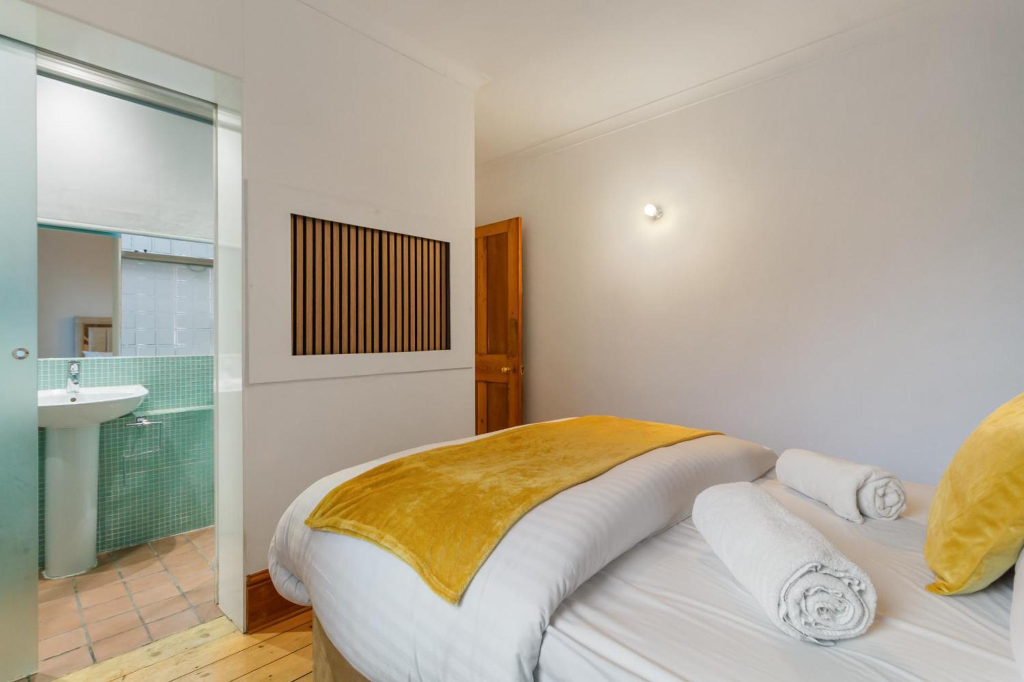 Apartment Elegant 3-bedroom In The Heart Of Piccadilly Circus No Lift- 4gl