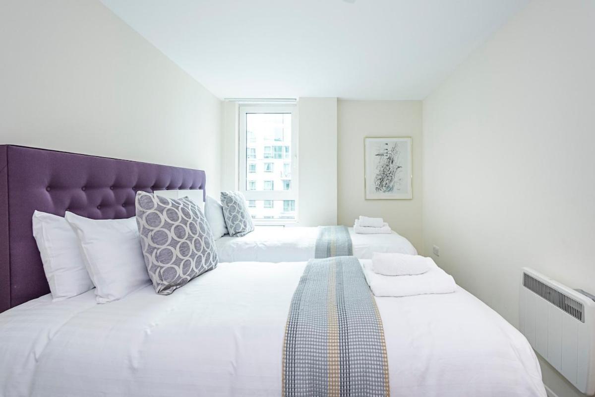2 Bedroom , Zone 1 , 2 Mins Walk Tube , Offers , Sleeps 5
