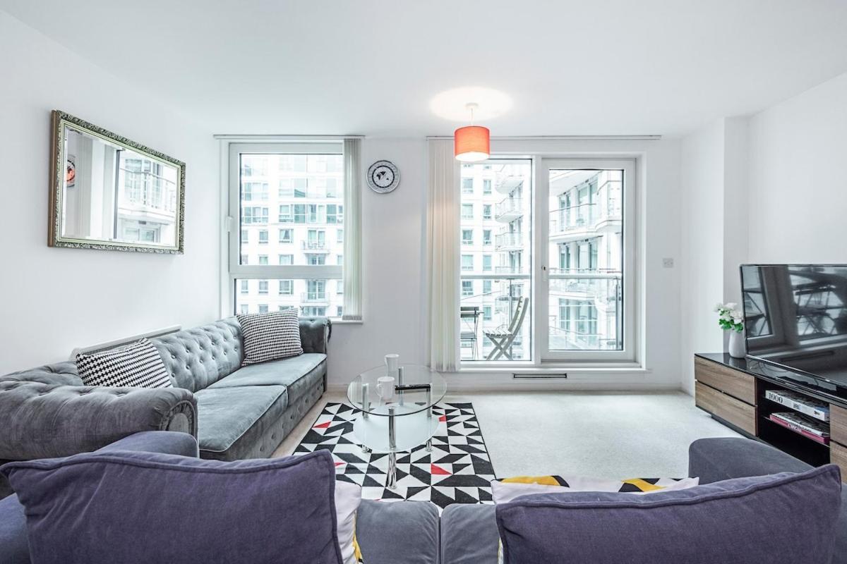 2 Bedroom , Zone 1 , 2 Mins Walk Tube , Offers , Sleeps 5