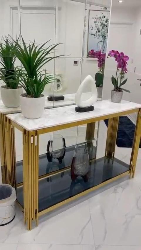 Elegant Escape *
