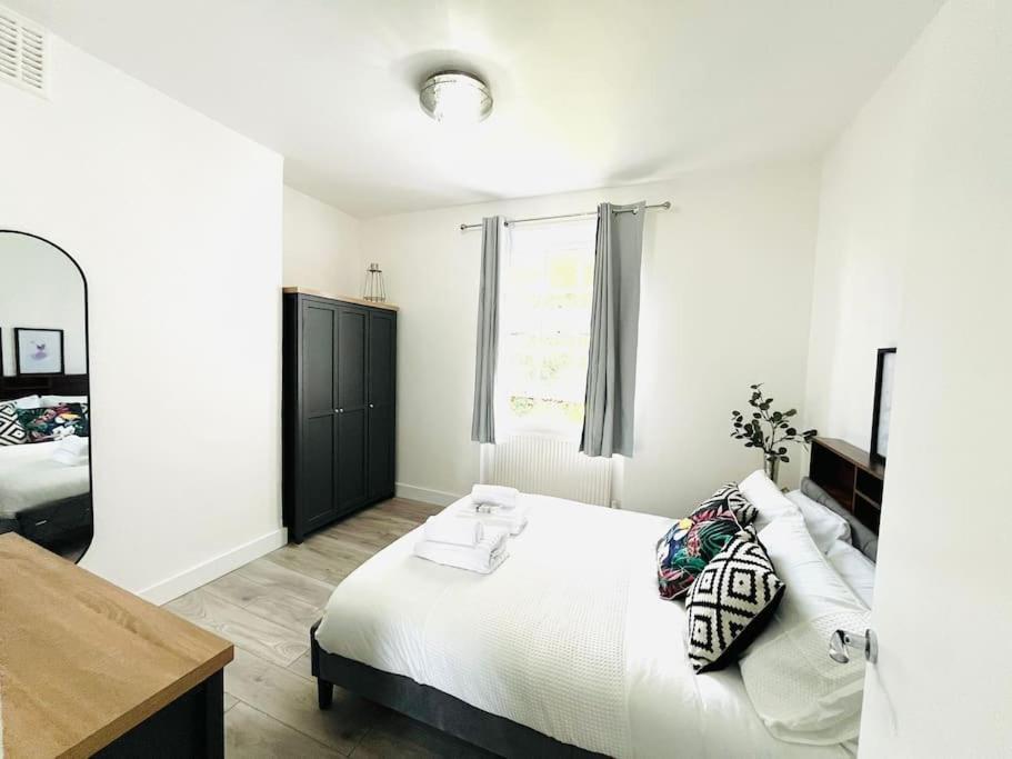 Apartment Newly Refurbished Flat In The Heart Of London