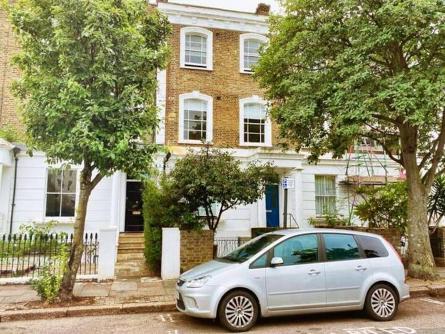 Apartment Newly Refurbished Flat In The Heart Of *