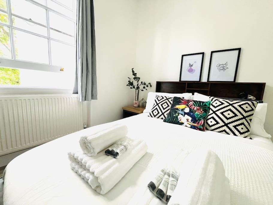 Newly Refurbished Flat In The Heart Of Apartment London