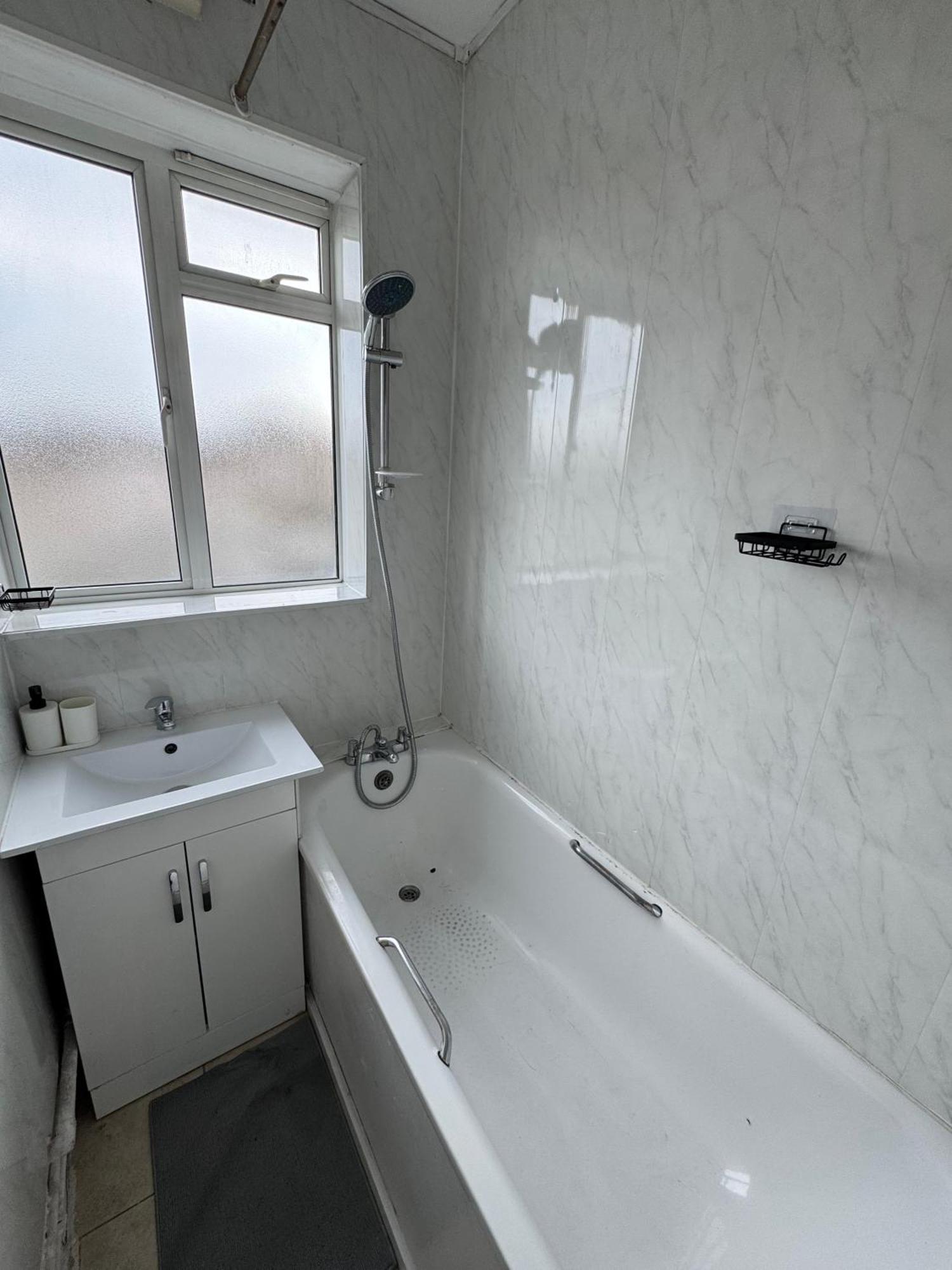 Appartement Huge 5 Bedroom Flat For 10 People 2 Min Away From Emirates Stadium Zone 2 Londen